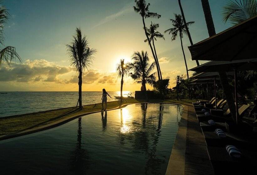 Отель The Sankara Beach Resort Nusa Penida