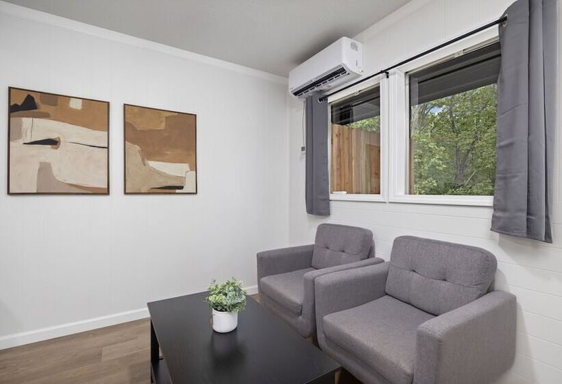 فندق على الطريق The Lofts On Indian Point