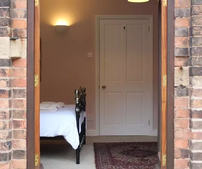 Majatalo Holly Lodge