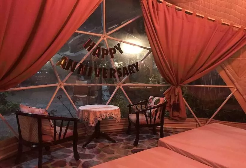 پانسیون Liwa Liw Beach Villas & Dome Glamping
