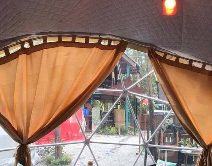 بنسيون Liwa Liw Beach Villas & Dome Glamping