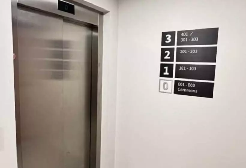 پانسیون Merrion Square Studios