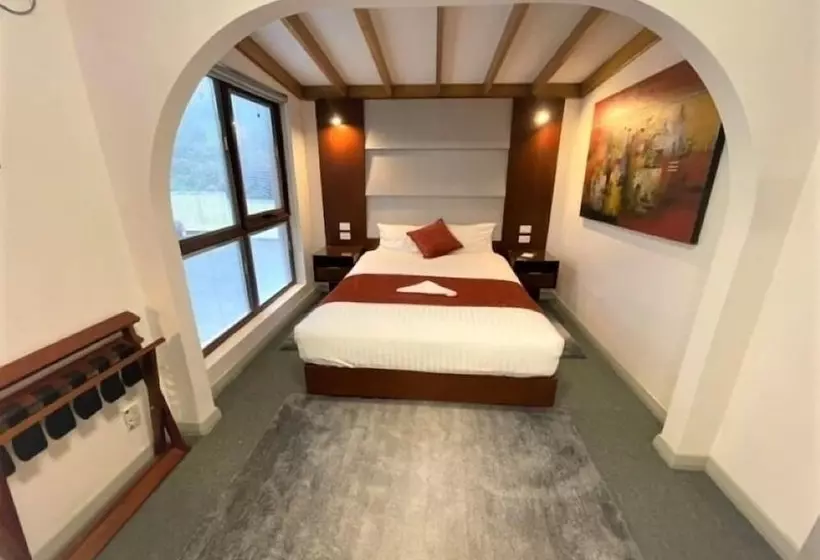 ペンション Oakleigh House