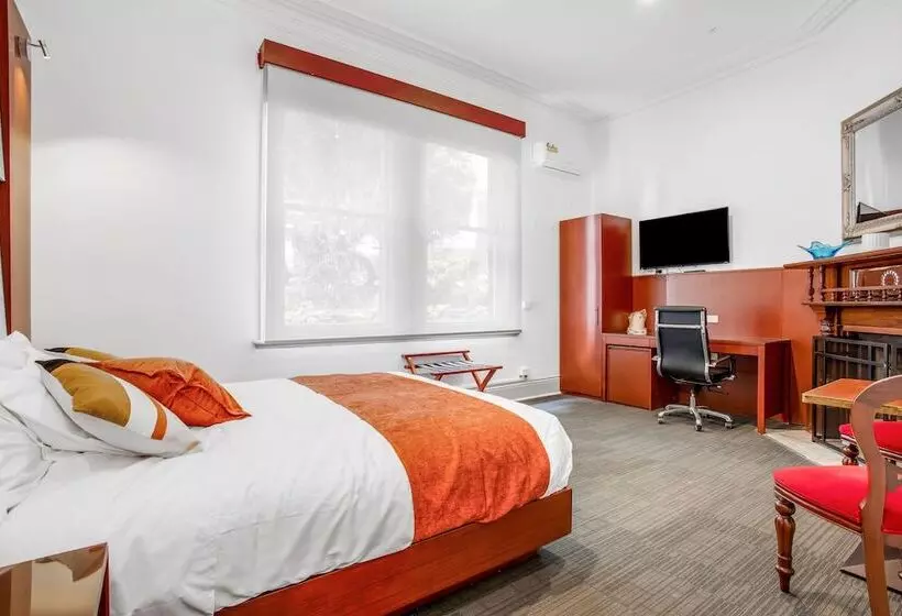 ペンション Oakleigh House