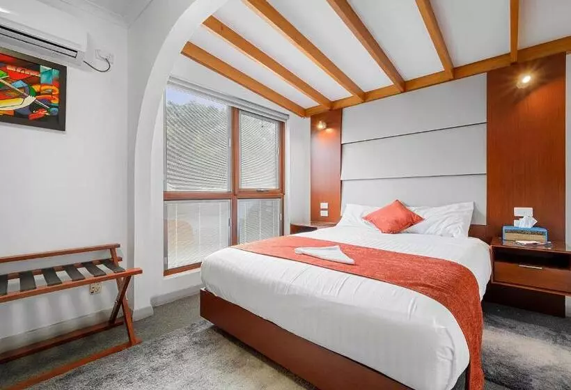 ペンション Oakleigh House