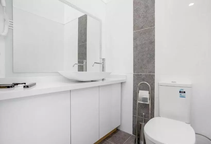 ペンション Oakleigh House