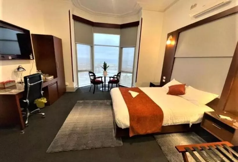 ペンション Oakleigh House