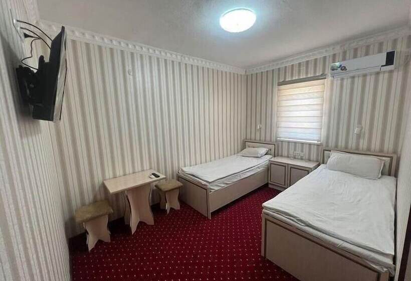 ペンション Shodlik Guest House