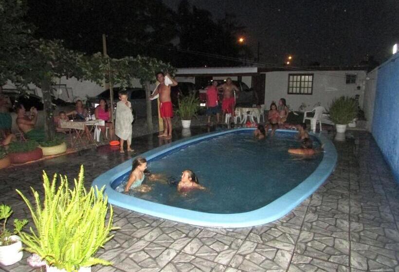 Retkeilymaja Pousada Marieli