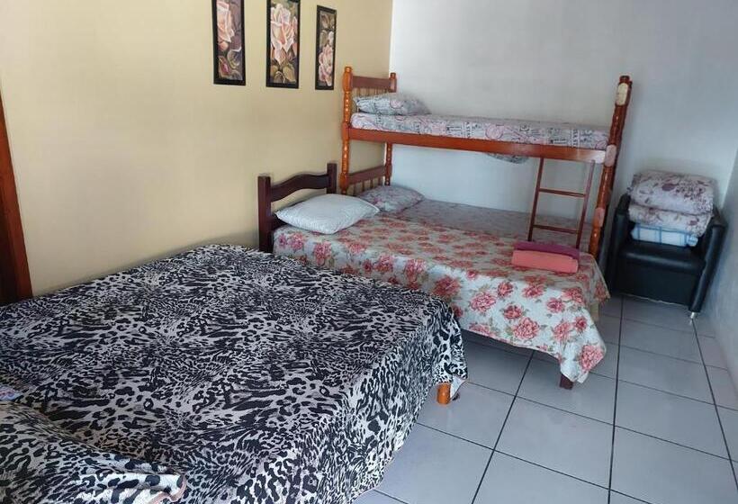 Retkeilymaja Pousada Marieli