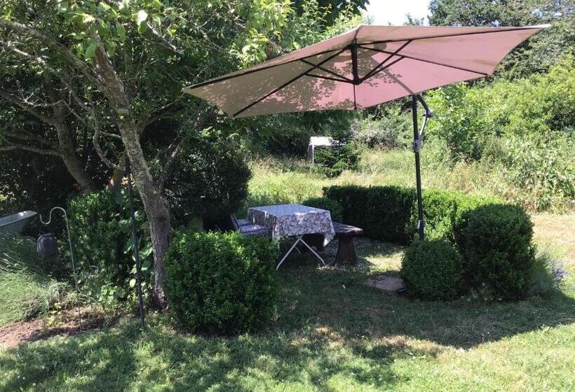 مبيت وإفطار Le Domaine