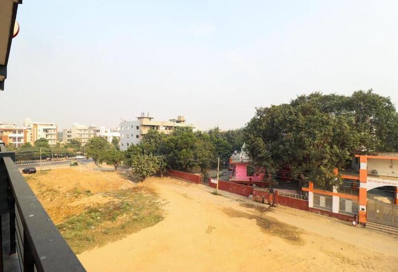 Collection O Hotel Maharaja