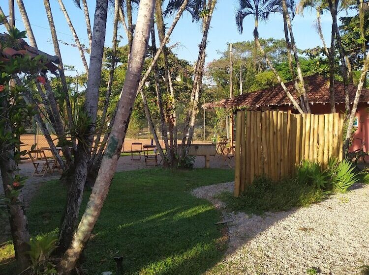 مسافرخانه Villa Tennis