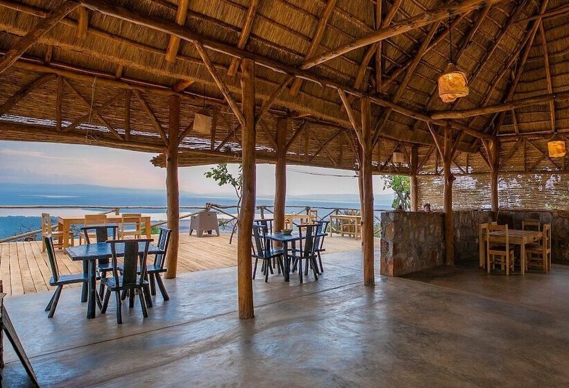 هتل Akagera Rhino Lodge