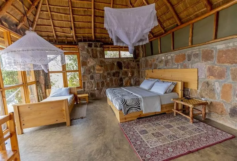 هتل Akagera Rhino Lodge
