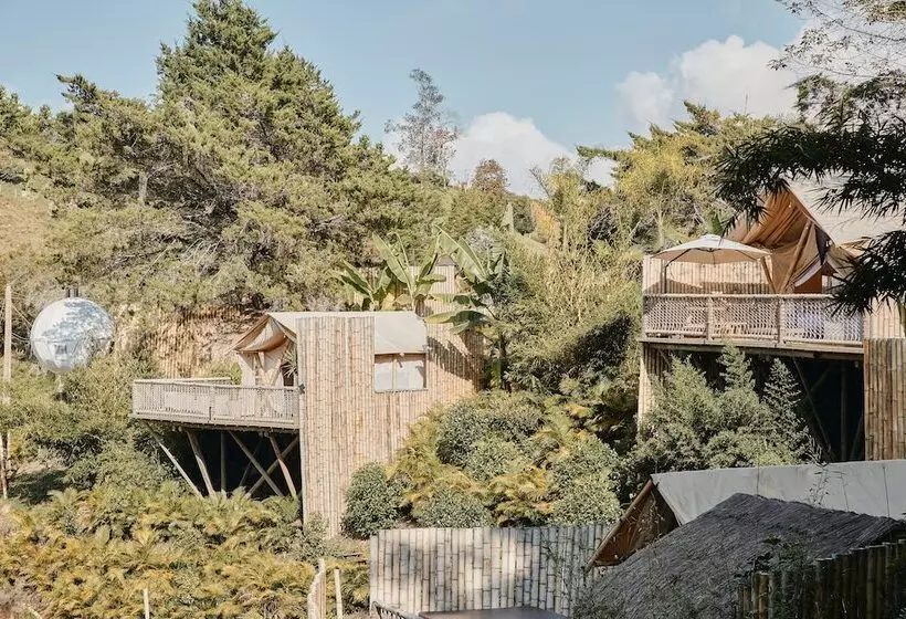 Hotelli Atma Eco Village