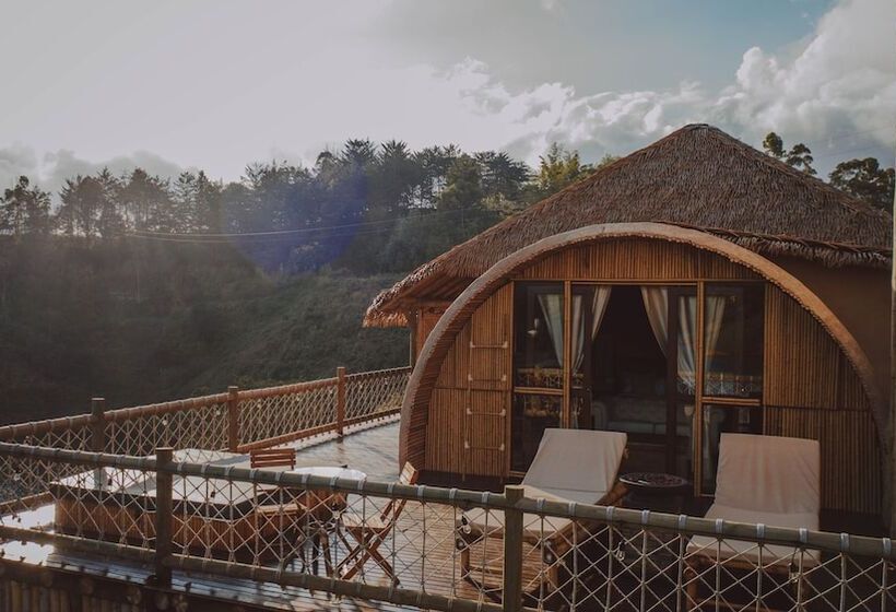 בית מלון כפרי Atma Eco Village