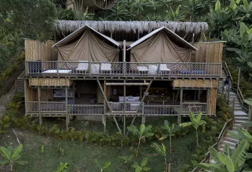 Hotelli Atma Eco Village