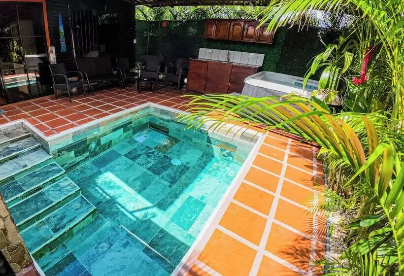 Hotelli Bungalows Las Iguanas Arenal Volcano