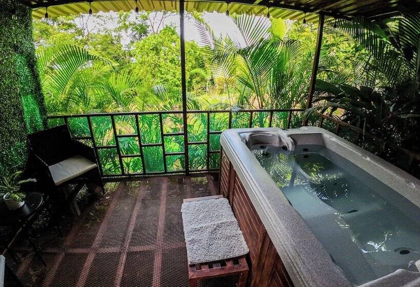 ホテル Bungalows Las Iguanas Arenal Volcano