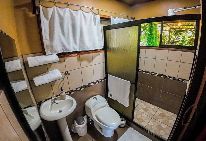 ホテル Bungalows Las Iguanas Arenal Volcano