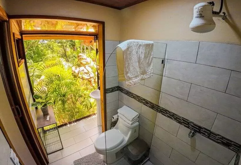 Hotelli Bungalows Las Iguanas Arenal Volcano