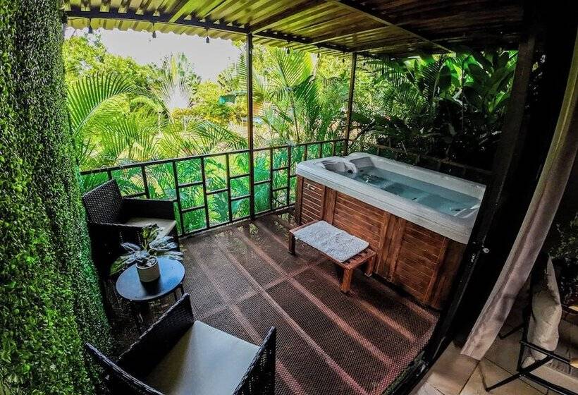 ホテル Bungalows Las Iguanas Arenal Volcano