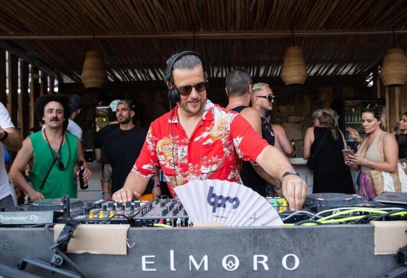 فندق Elmoro Tamarindo