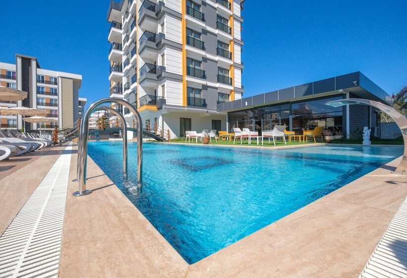 هتل Elysium Deluxe Suites