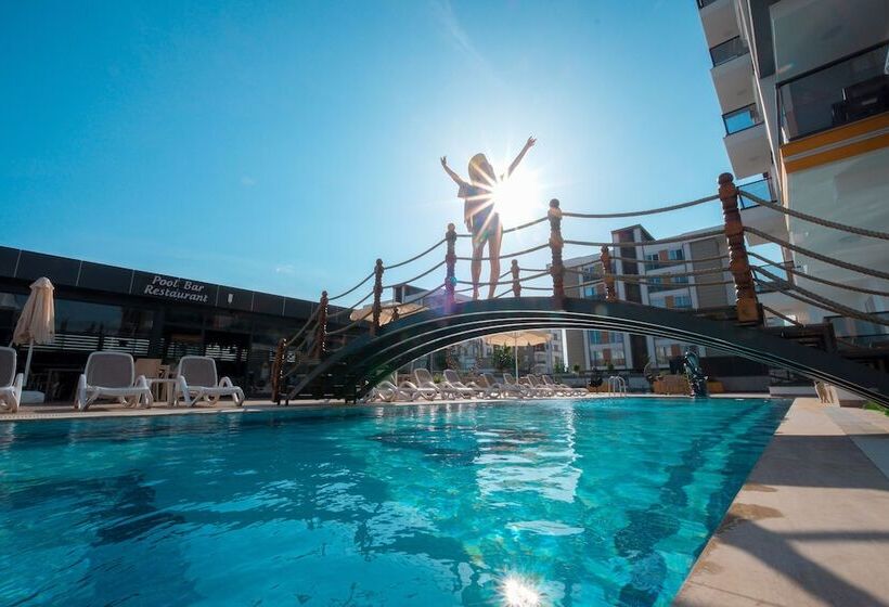 هتل Elysium Deluxe Suites