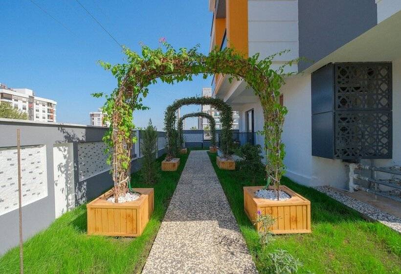 هتل Elysium Deluxe Suites