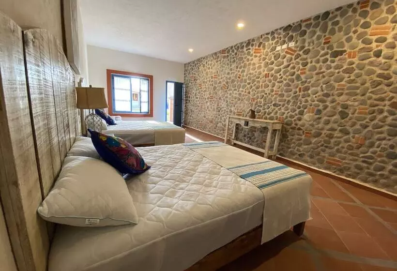 ホテル Finca San José