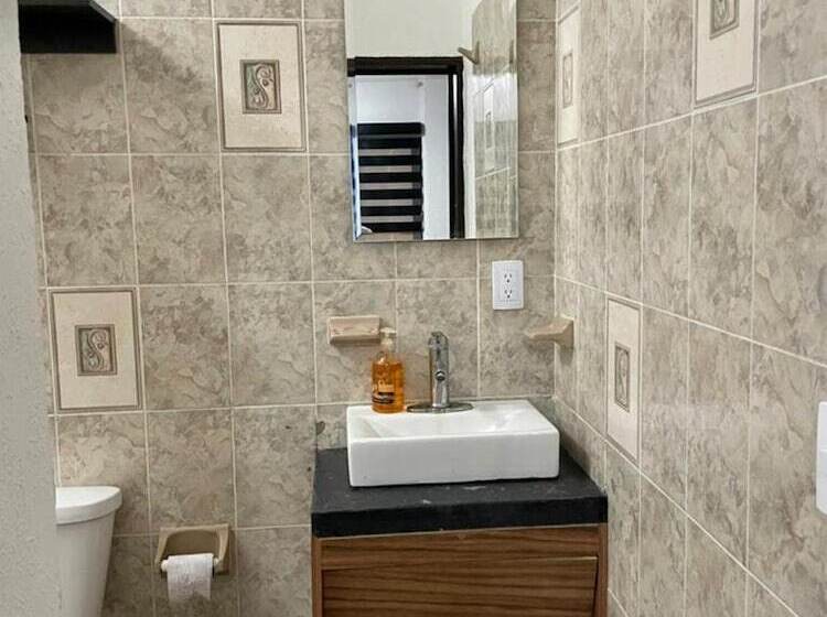 ホテル Mayab Playa   5th. Ave