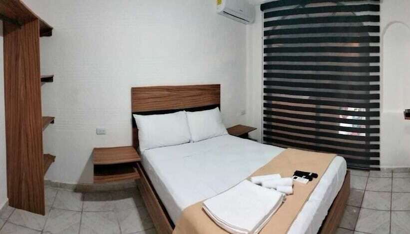 ホテル Mayab Playa   5th. Ave