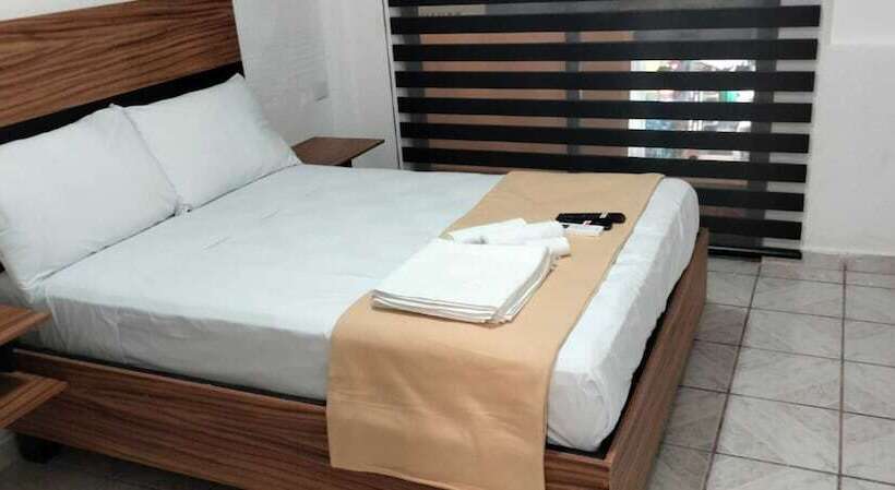 ホテル Mayab Playa   5th. Ave