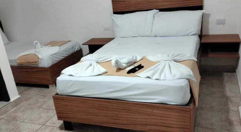 ホテル Mayab Playa   5th. Ave