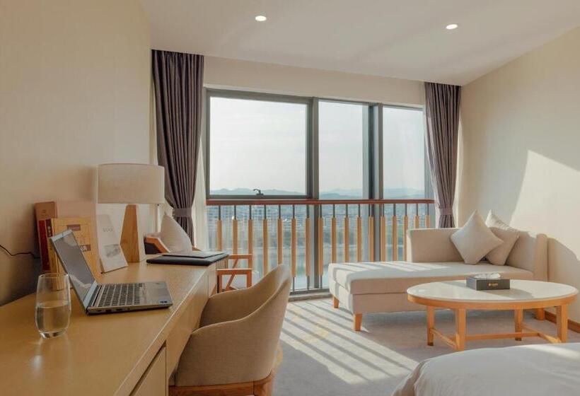 Hotel White Swan Guest House Meizhou