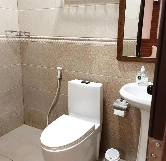 پانسیون Akiri Surf Retreat