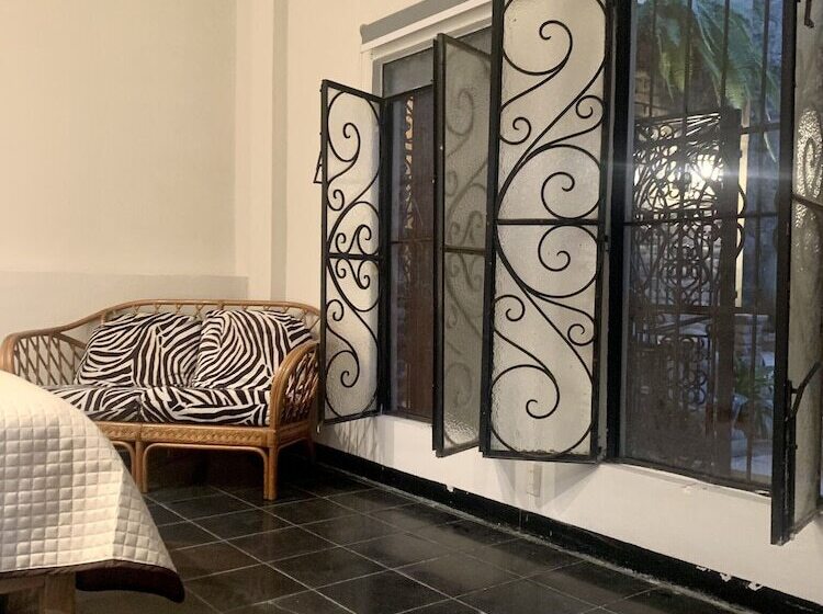 פנסיון Casabambu