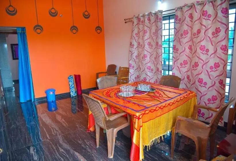 Majatalo Gopi Homestay