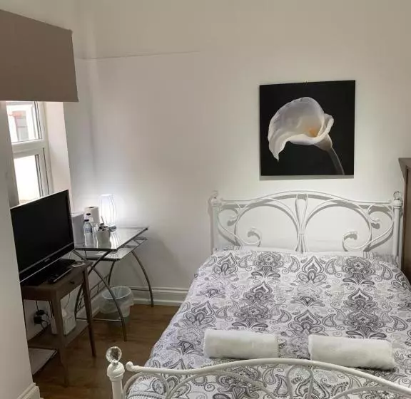 ペンション Boutique Rooms