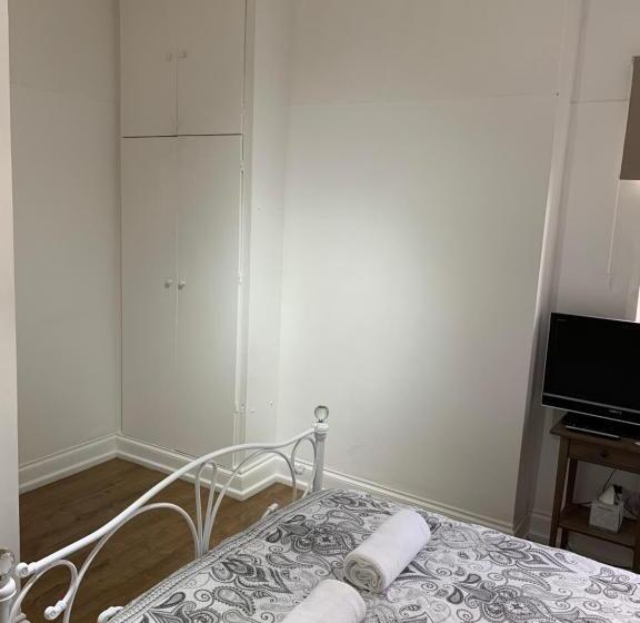 بنسيون Boutique Rooms