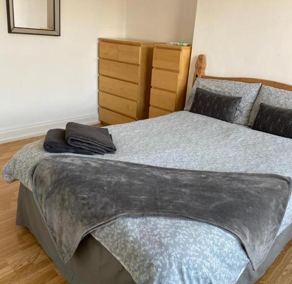 بنسيون Boutique Rooms