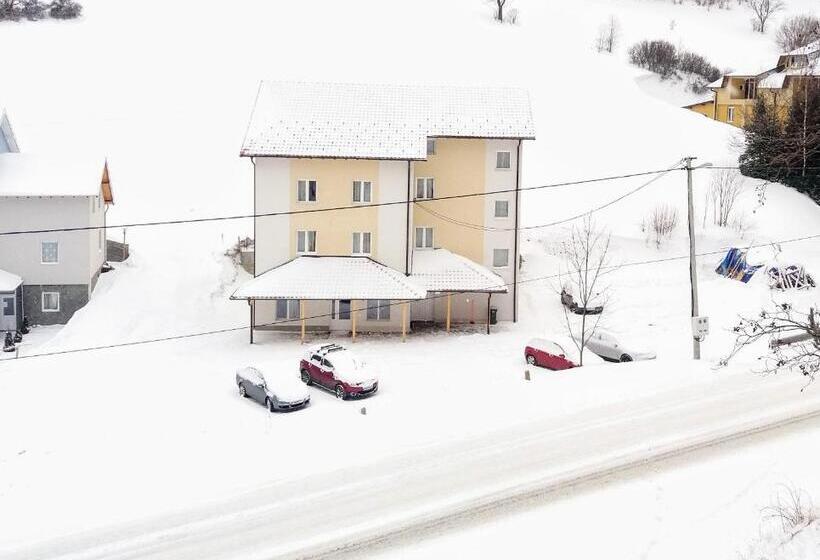 پانسیون Vila Vuk Wolf