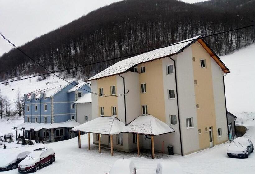 پانسیون Vila Vuk Wolf