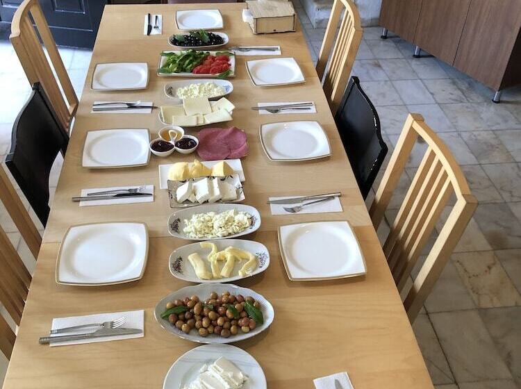 Пансион Yeniköy House