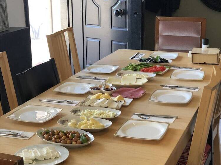 Пансион Yeniköy House