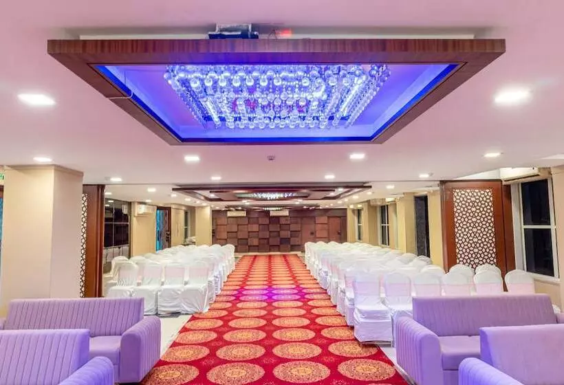 استراحتگاه Treebo The Blue Roof