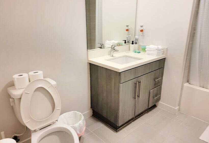 Santa Monica Promenade Condos