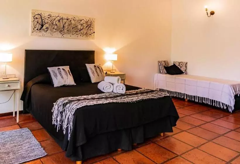 Retkeilymaja Posada La Casona